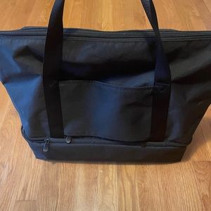 Lo and Sons Catalina Deluxe!